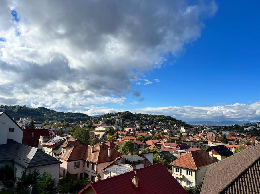 Central Apartment With Panoramic View Brassó Kültér fotó